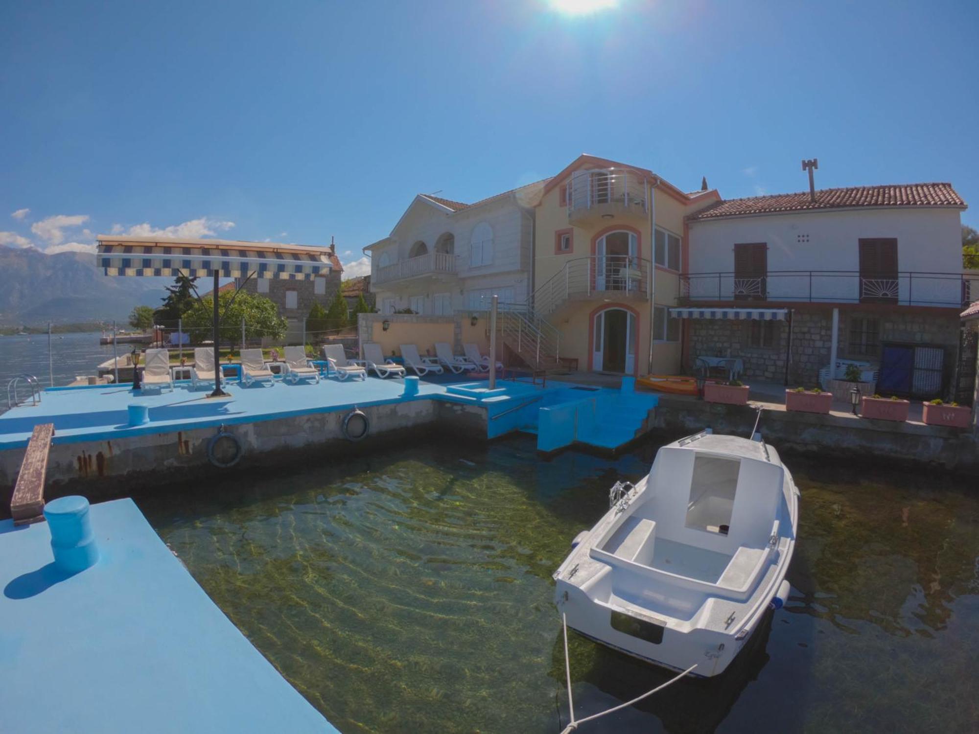 Porto Del Sole Apartments ティヴァト エクステリア 写真